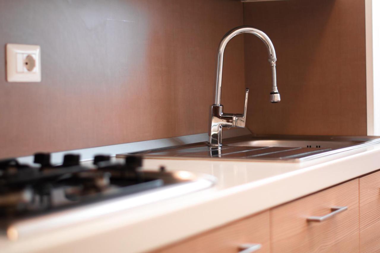 Luxury Bnb Pisacane Apartment Bari Bagian luar foto