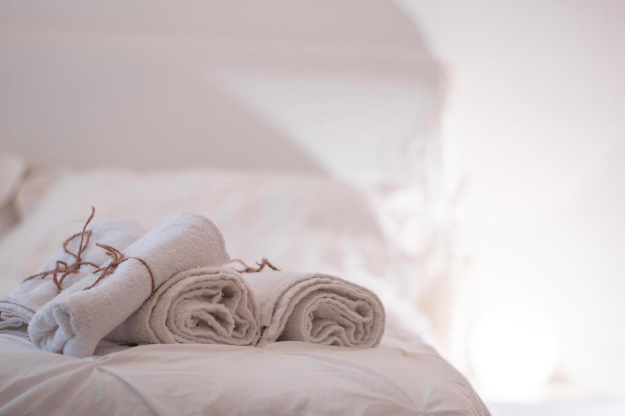 Luxury Bnb Pisacane Apartment Bari Bagian luar foto